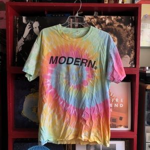 Modern Tie Dye T-Shirt